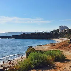 estoril-top-beach-apartment.hotels-lisbon-portugal.com/